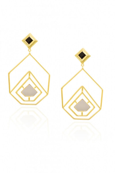 Gold geomtric drop earrings