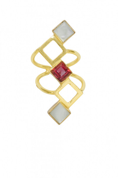 Gold and pink quartz ring