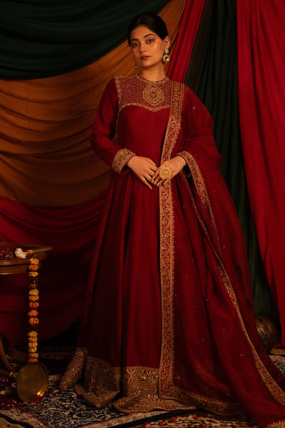 Nitika Bali Red zardozi hand embroidered anarkali NITIJUL26D149256