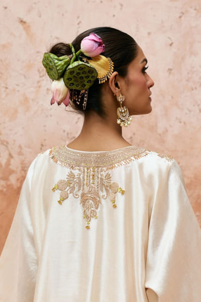 Vinita Bhansali Ivory and green embroidered kaftan set VINIAUG26D152183