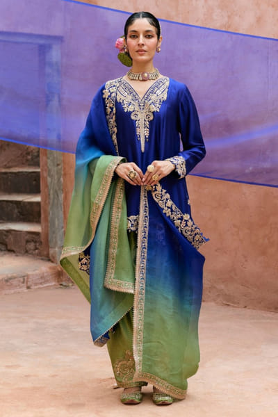 Vinita Bhansali Blue and green embroidered kurta set VINIAUG26D153508