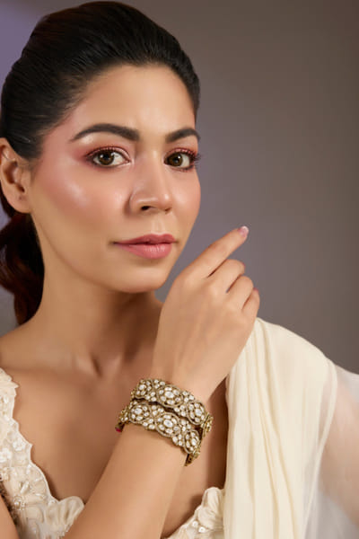 White moissanite polki bangles