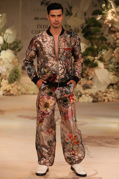 Black floral print appliqued bomber jacket set