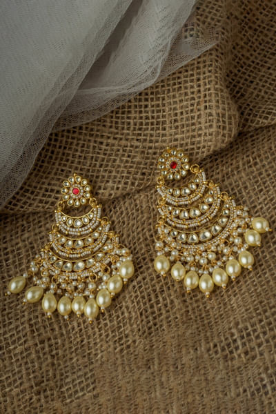 Gold kundan-polki embellished earrings