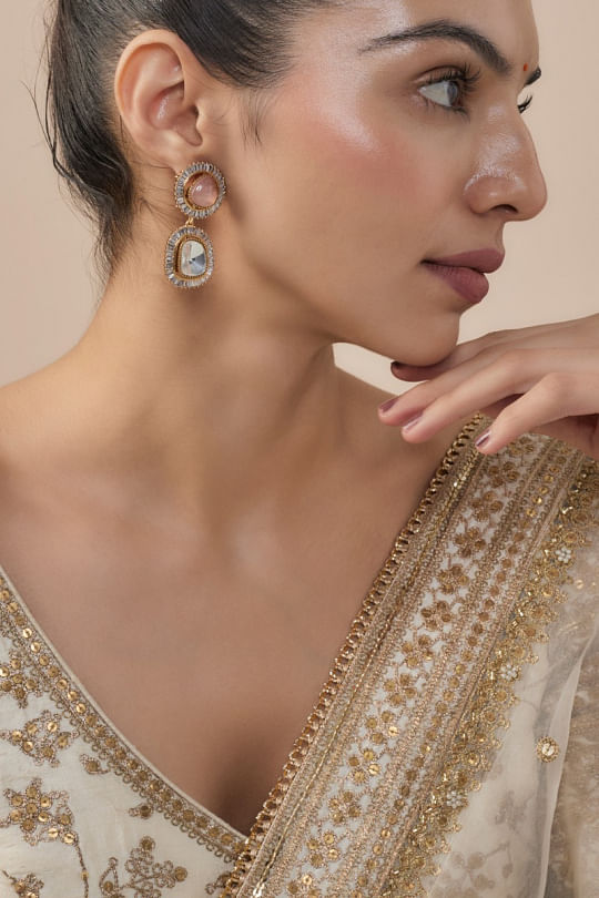 VIVINIA by Vidhi Mehra