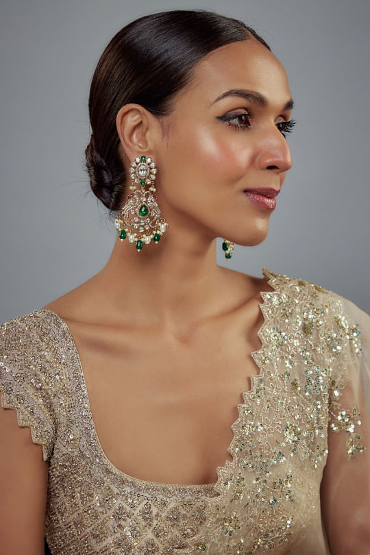 VIVINIA by Vidhi Mehra