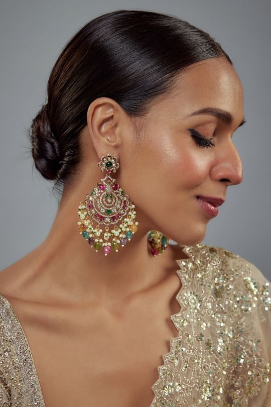 VIVINIA by Vidhi Mehra