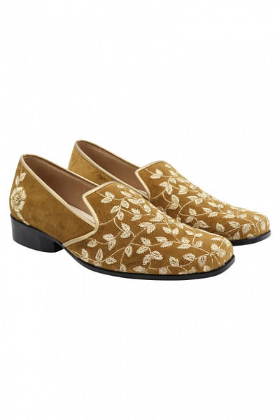 Embroidered velvet loafers