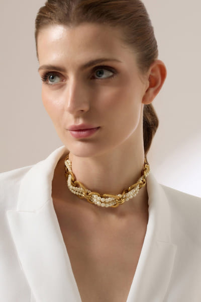 Gold pearl chain choker