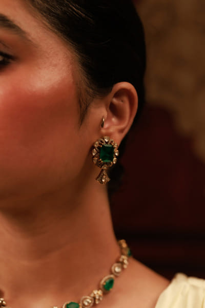Varq Jewels Green uncut kundan stud earrings VARQJUL26D148506