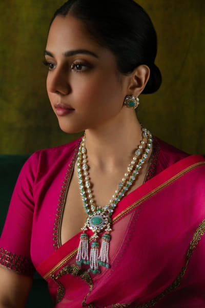 Green moissanite stone studs