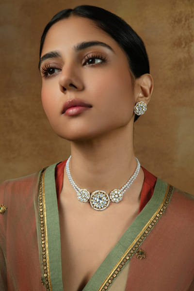 White kundan pearl studs