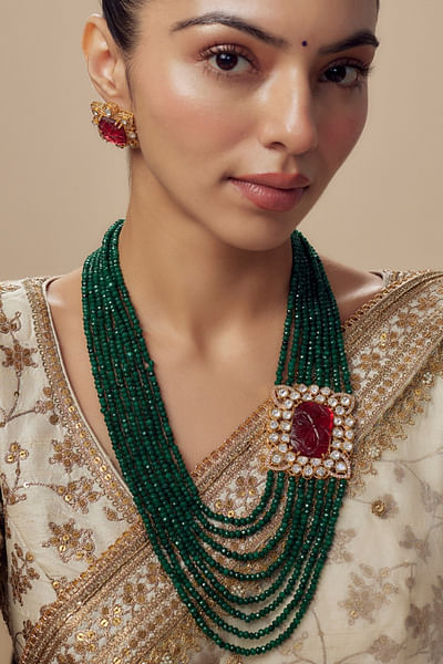 Green bead embellished necklace set