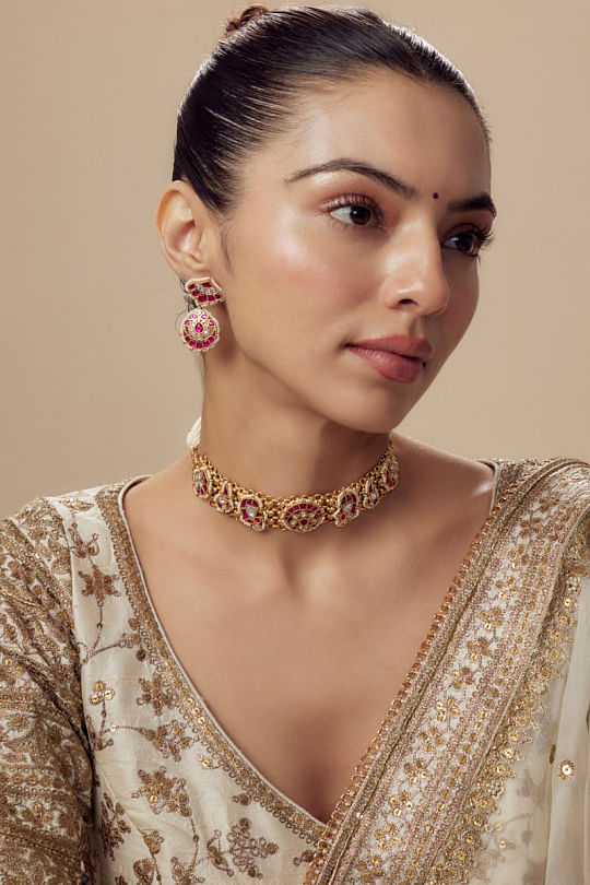 VIVINIA by Vidhi Mehra