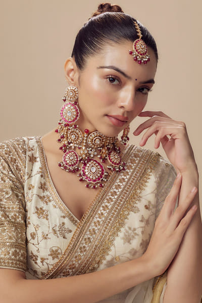 Gold and pink kundan necklace set