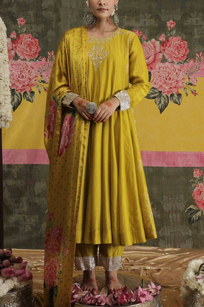 Yellow embellished kurta set