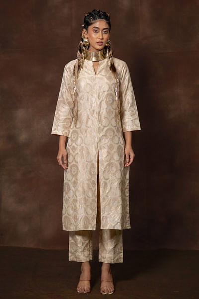 White circle woven banarasi brocade kurta set