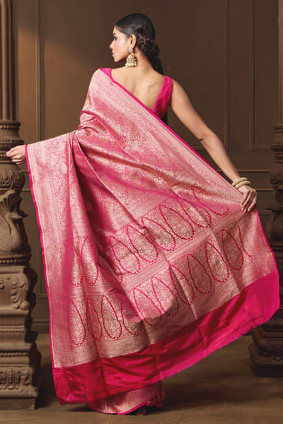 Vishwa by Pinki Sinha Pink handwoven banarasi silk sari VISNOV25D138967