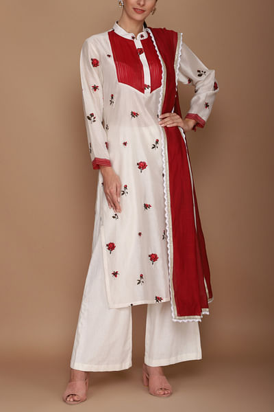 Ivory rose motif kurta set