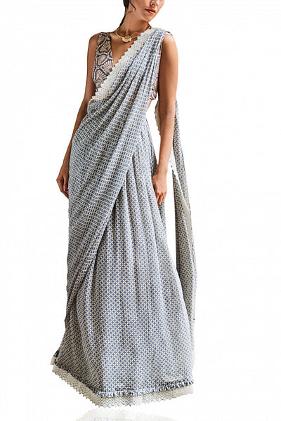 Scallop printed classic sari