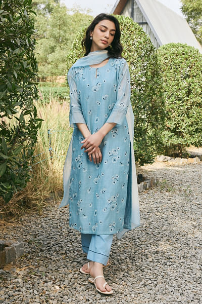 Sky floral embroidered kurta set