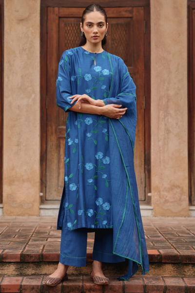 Blue embroidered kurta set