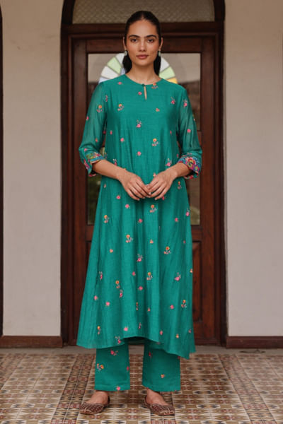 Teal floral thread embroidered kurta set