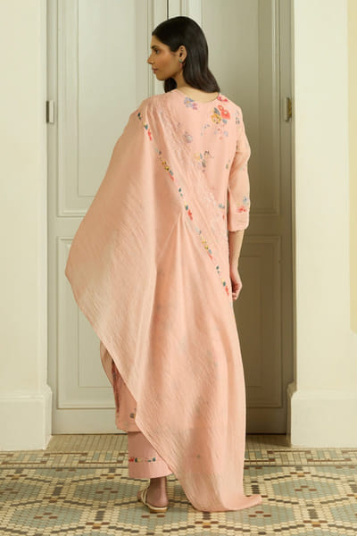 Vaayu Peach print embroidered kurta set VAAYAPR26D143016