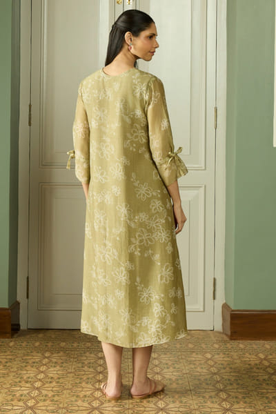 Vaayu Green thread embroidered printed dress VAAYAPR26D143017