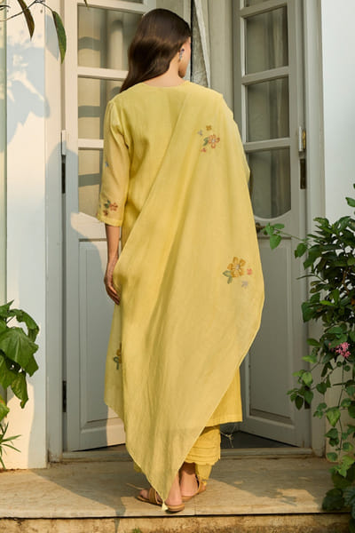 Vaayu Lemon yellow thread embroidered kurta set VAAYAPR26D143023