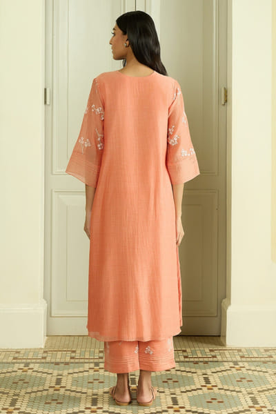 Vaayu Tangerine floral thread embroidered kurta set VAAYJUN26D248067