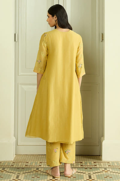 Vaayu Lemon thread-embroidered kurta set VAAYJUN26D248073