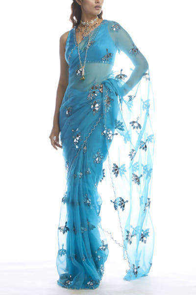Vvani by Vani Vats Turquoise embellished sari set VVACHAMAK2120