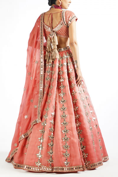 Vvani by Vani Vats Rose pink embellished lehenga set VVAJHALAK2219