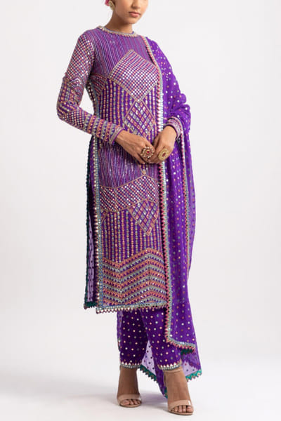 Vvani by Vani Vats Purple embellished kurta set VVARANGSS2222