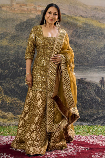 Itrh Brown zari embroidered sharara set ITRMAR26D241059