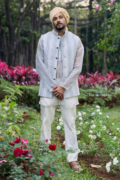 Steel grey chikankari embroidered bandi set