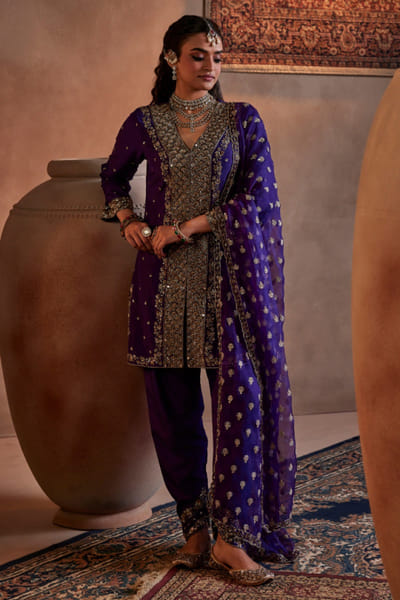 Manvi Kapoor Purple aari embroidered dhoti kurta set MANVAUG26D152761
