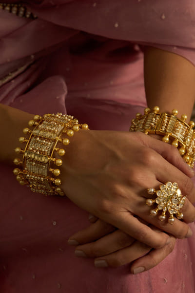 Preeti Mohan Gold kundan bangles PREEJUL26D248513