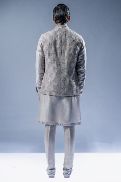 Rohit Gandhi + Rahul Khanna Ivory textured wave pattern open jacket set ROHIAUG26D152965