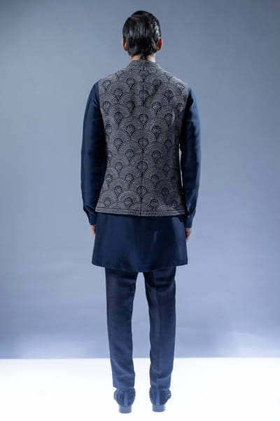 Rohit Gandhi + Rahul Khanna Blue 3D embroidered bandi set ROHIAUG26D152967