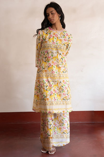Pastel yellow flora fauna printed kurta