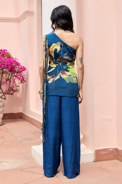 DiyaRajvvir Navy blue floral printed co-ord set DIYAJUN26D147218