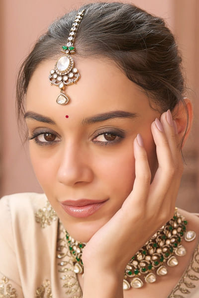 Green polki embellished choker set