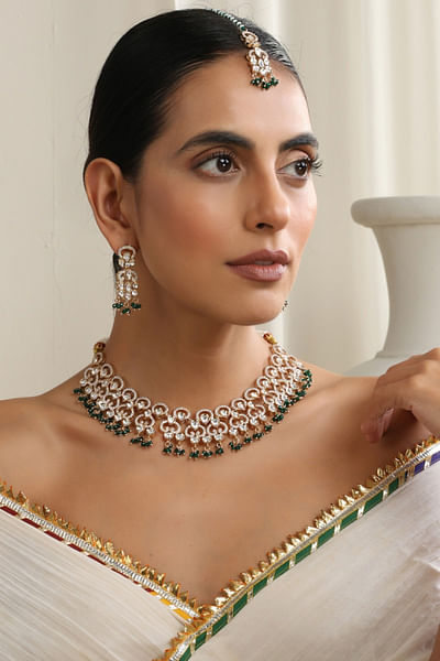 Green polki embellished necklace set