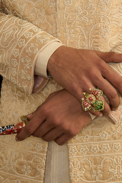 Preeti Mohan Red and green kundan ring PREEJUL26D348668