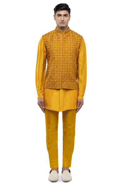 Yellow embroidered bandi kurta set
