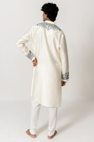 Wabi Sabi Ivory resham embroidered kurta set WABIJUN26D145967