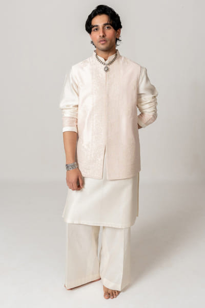 Wabi Sabi Pink dori-marodi embroidered kurta-bandi set WABIJUN26D145970