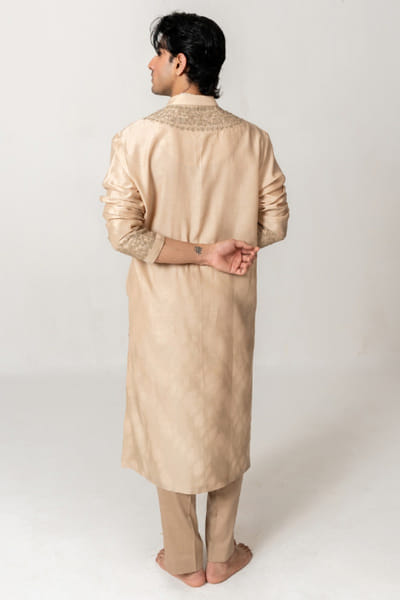 Wabi Sabi Beige embroidered tie-dyed kurta set WABIJUN26D145982